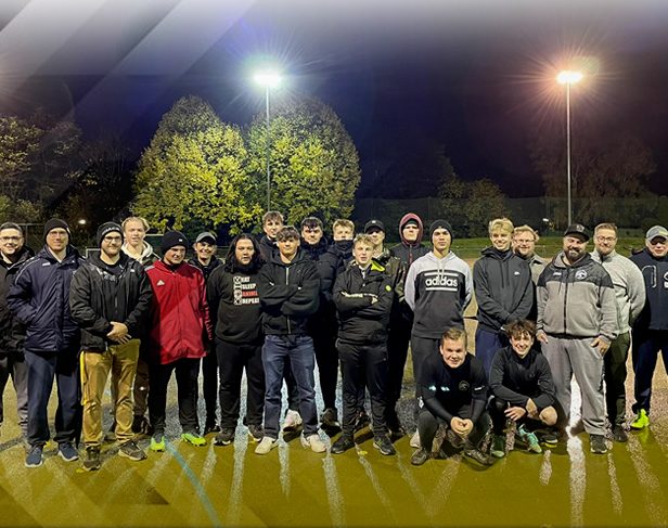 Nachwuchsfootballer von MG Wolfpack und Schiefbahn Riders bilden Spielgemeinschaft